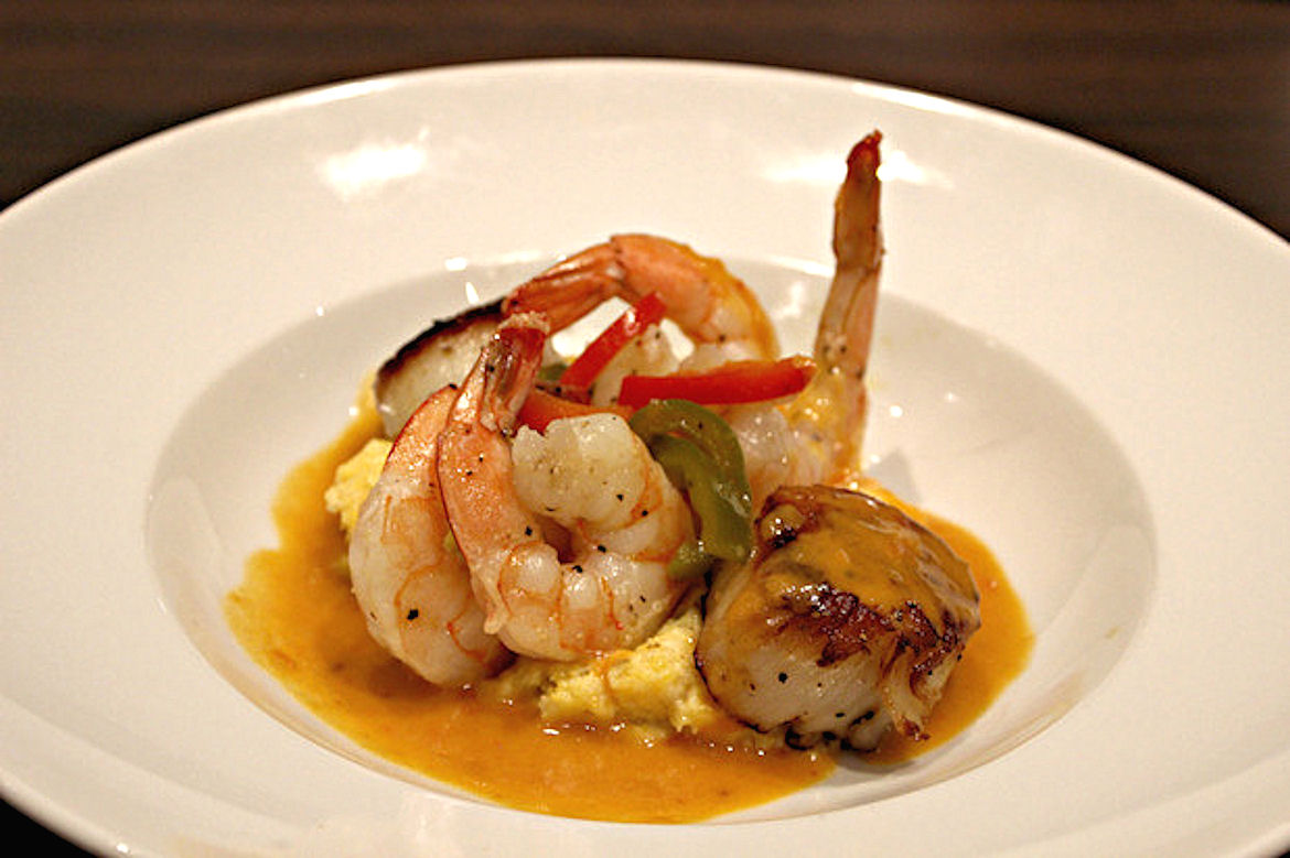 6-seared-jumbo-sea-scallop-and-shrimp